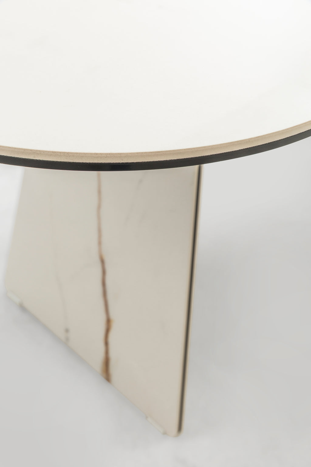 Dıvına Porselen Masa