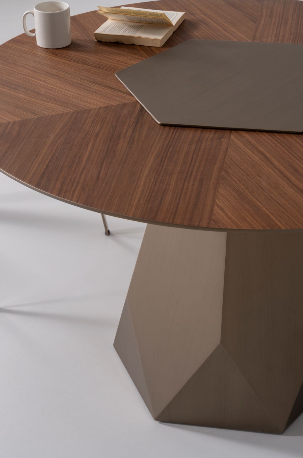 Charm Yemek Masası - 120x120cm